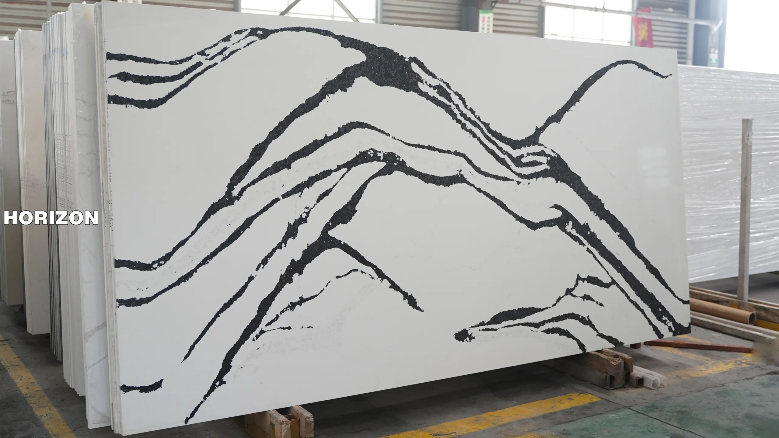 QUARTZ CALACATTA 1008-3 BEST QUARTZ STONE SLABS - HORIZON QUARTZ