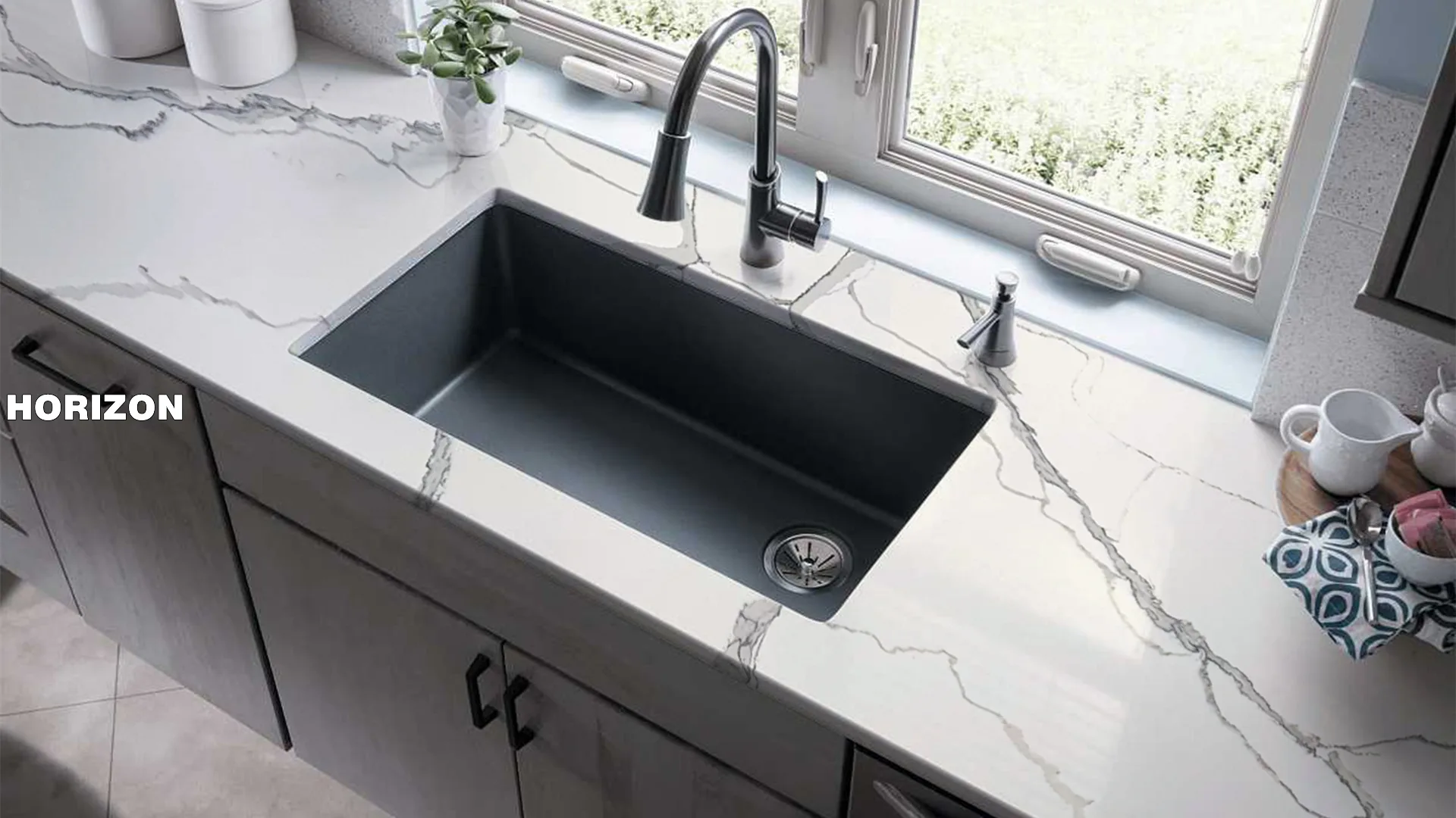 QUARTZ CALACATTA 1012 BUTTERFLY COUNTERTOP BEST QUARTZ STONE SLAB - HORIZON QUARTZ QUARTZ CALACATTA 1012 BUTTERFLY COUNTERTOP BEST QUARTZ STONE SLAB - HORIZON QUARTZ