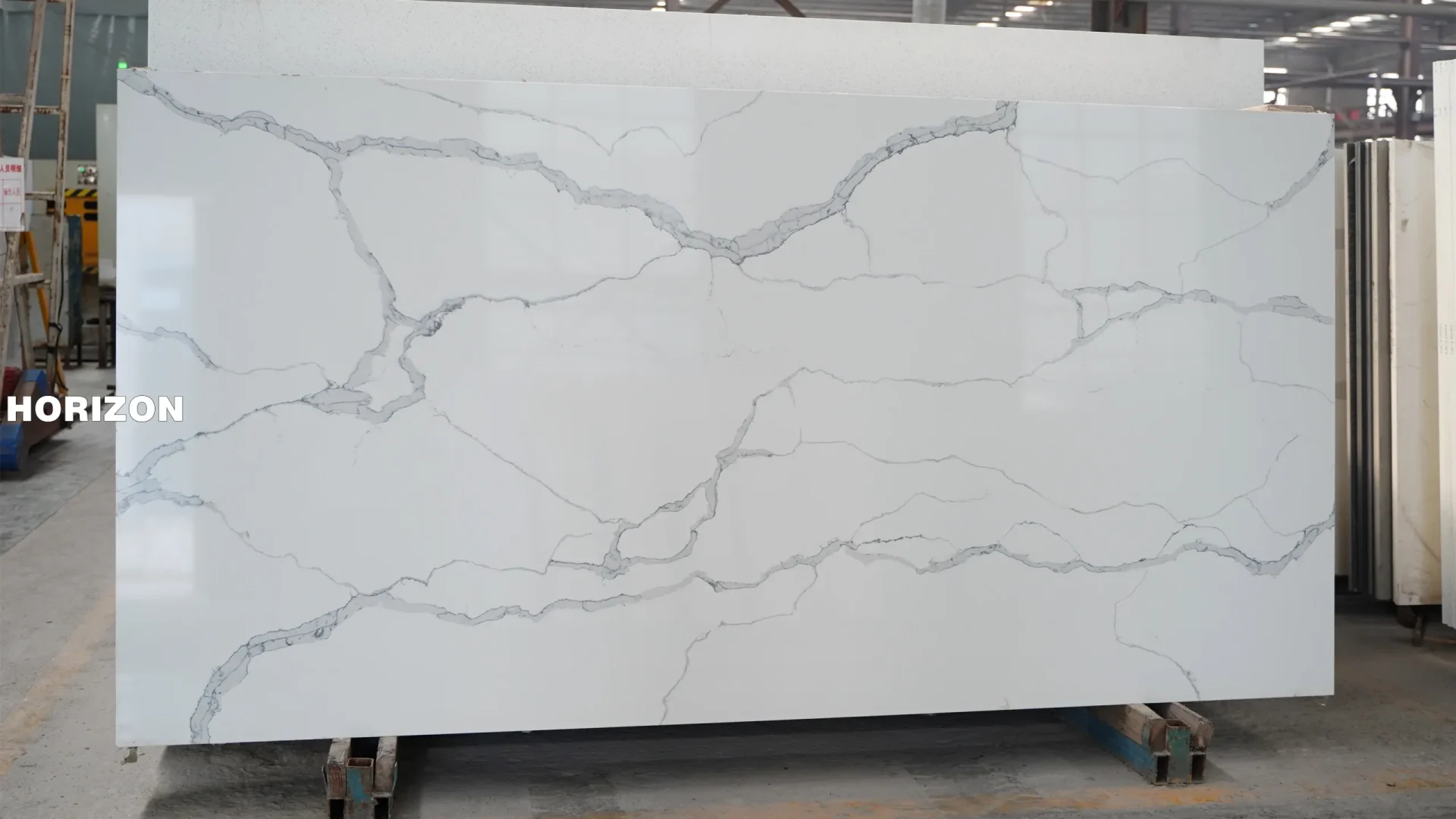 QUARTZ CALACATTA 1020 BEST QUARTZ STONE SLAB - HORIZON QUARTZ