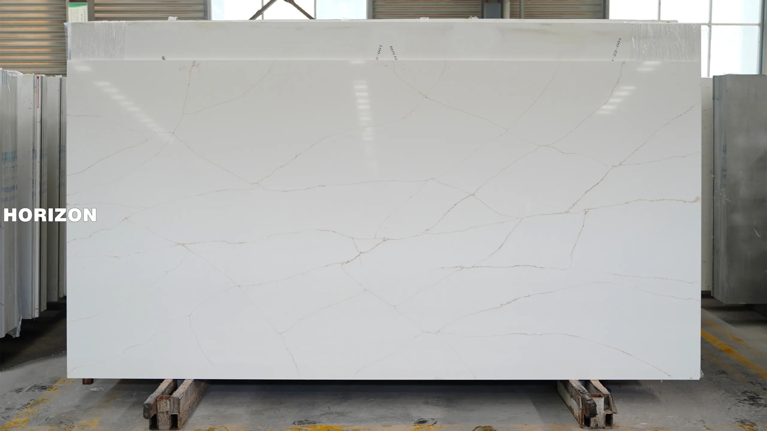 QUARTZ CALACATTA 1782 BEST QUARTZ STONE SLAB - HORIZON QUARTZ