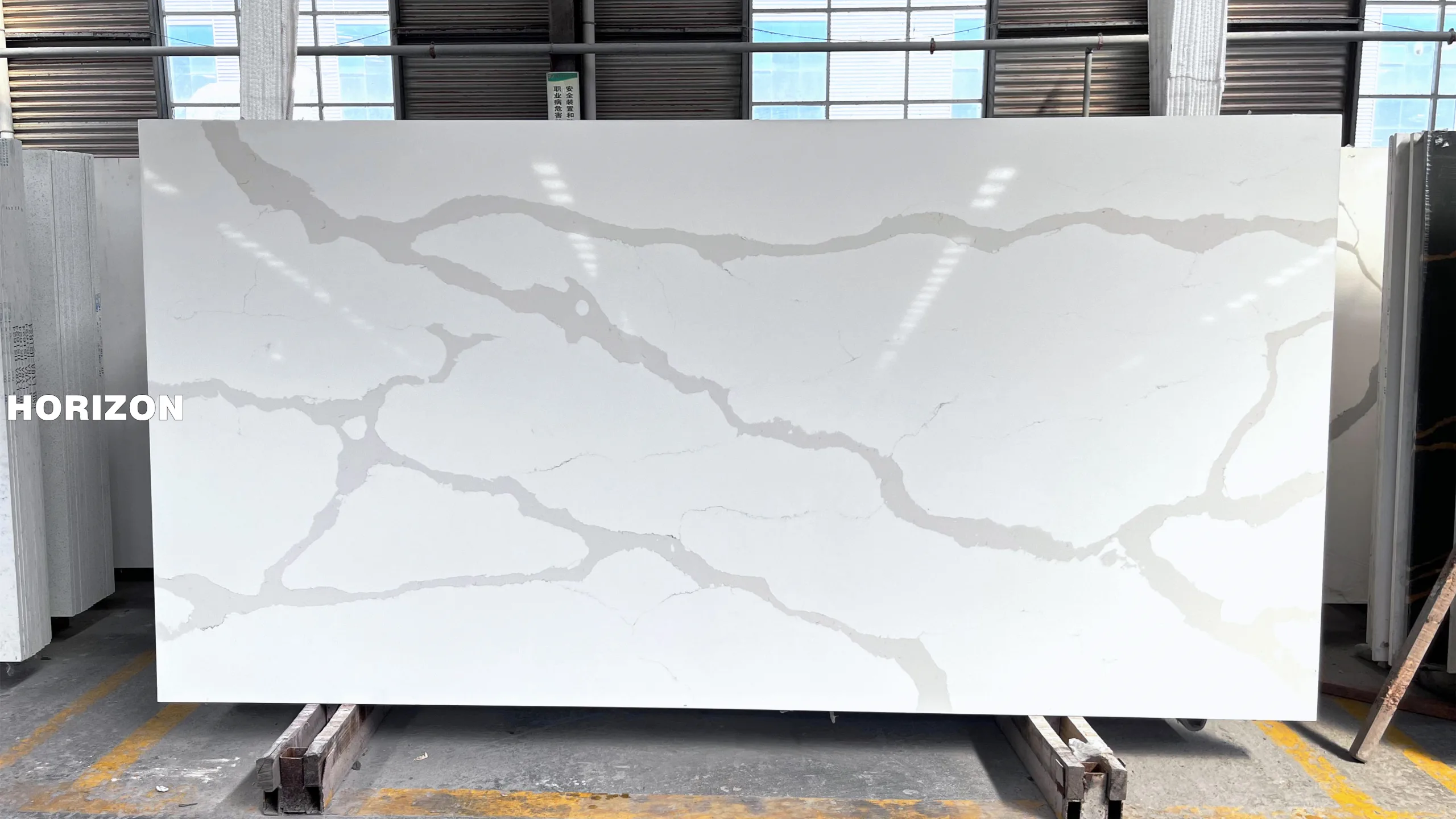 QUARTZ CALACATTA 1806 BEST QUARTZ STONE SLAB - HORIZON QUARTZ