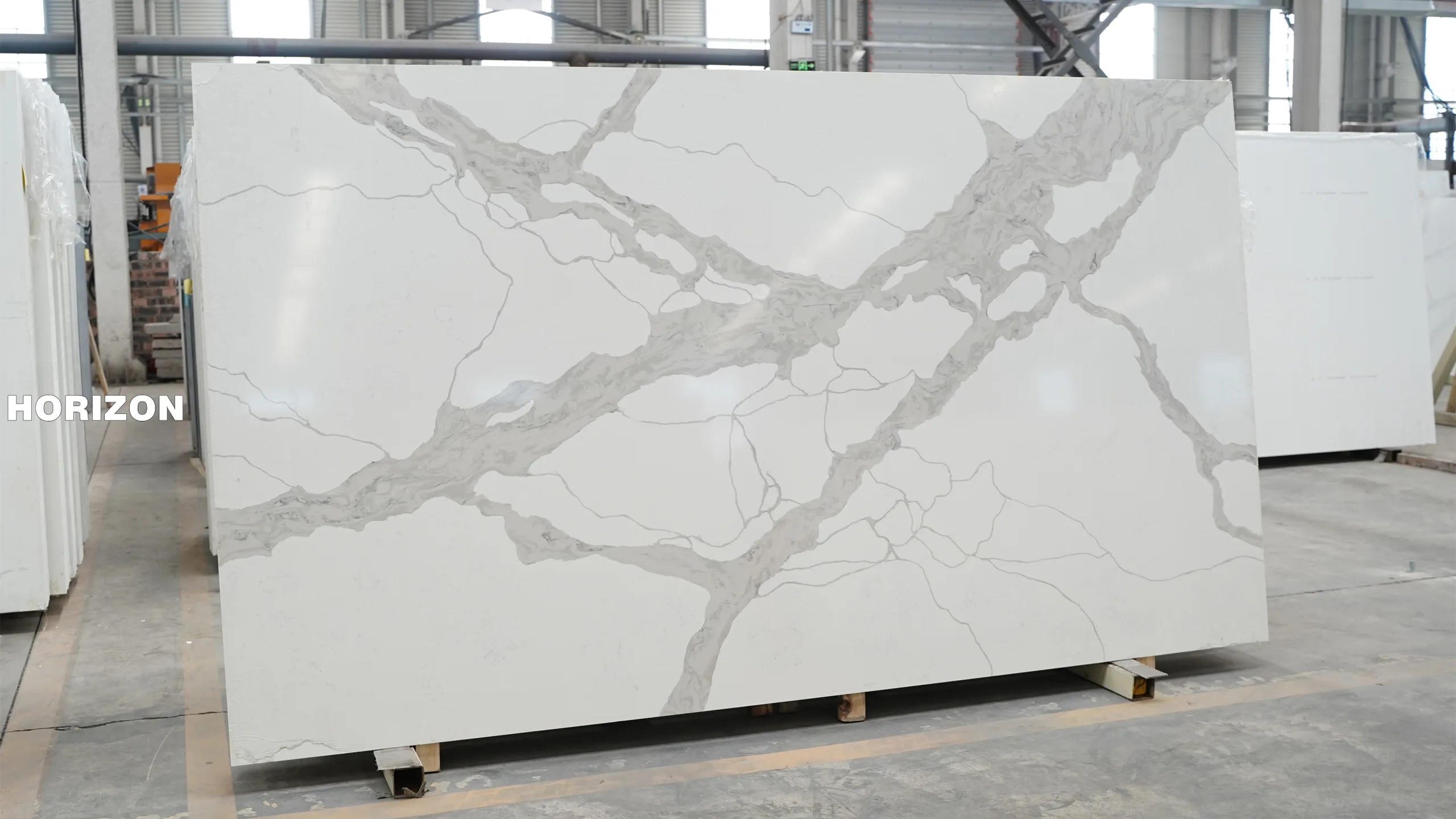 QUARTZ CALACATTA 2006 BEST QUARTZ STONE SLABS - HORIZON QUARTZ