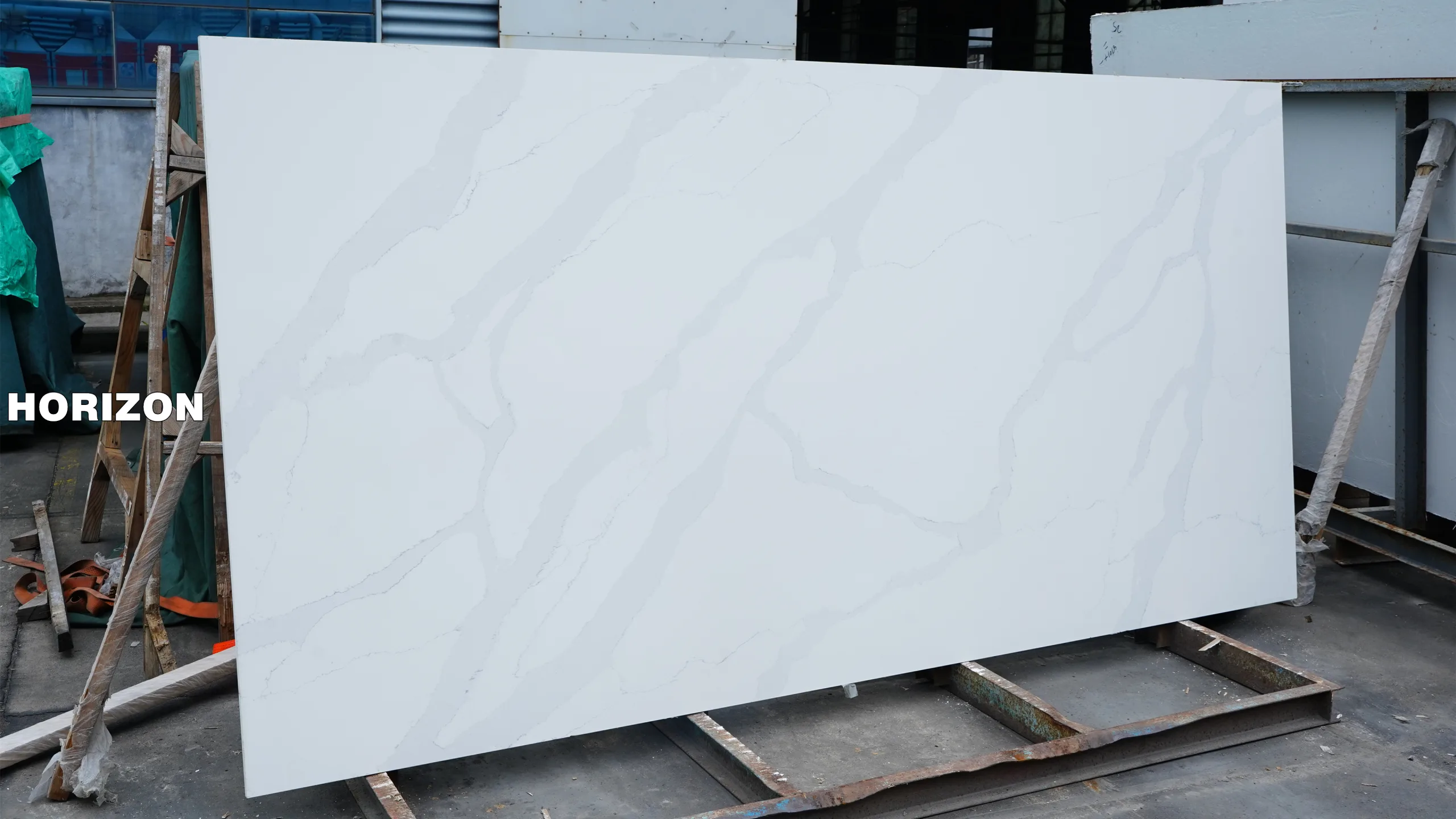 QUARTZ CALACATTA 5104 BEST QUARTZ STONE SLAB - HORIZON QUARTZ