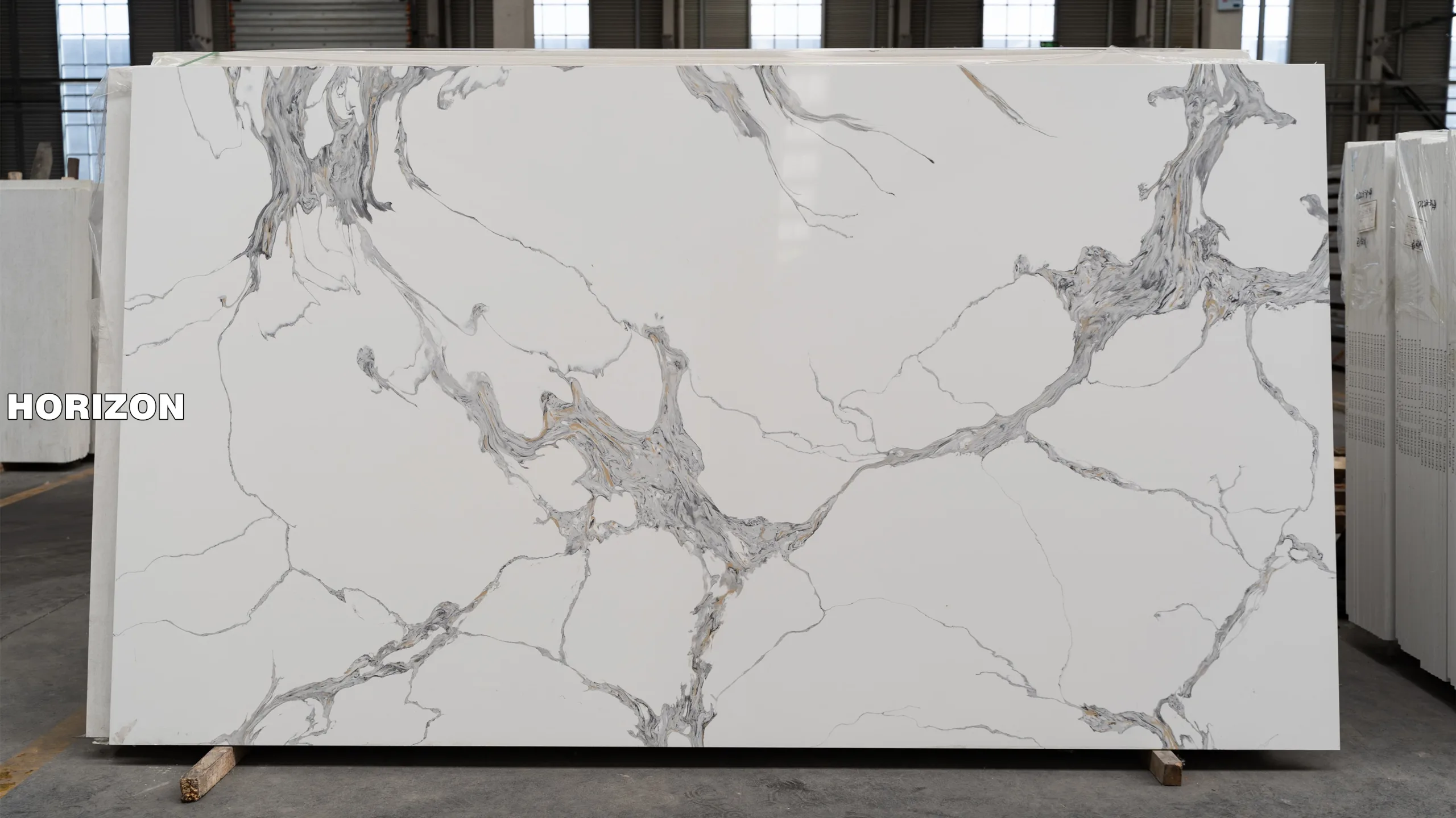 QUARTZ CALACATTA 6733 BEST QUARTZ STONE SLAB - HORIZON QUARTZ