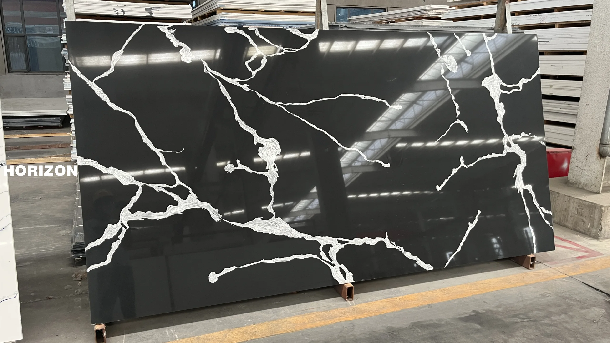 QUARTZ CALACATTA BLACK 6106 BEST QUARTZ STONE SLABS - HORIZON QUARTZ