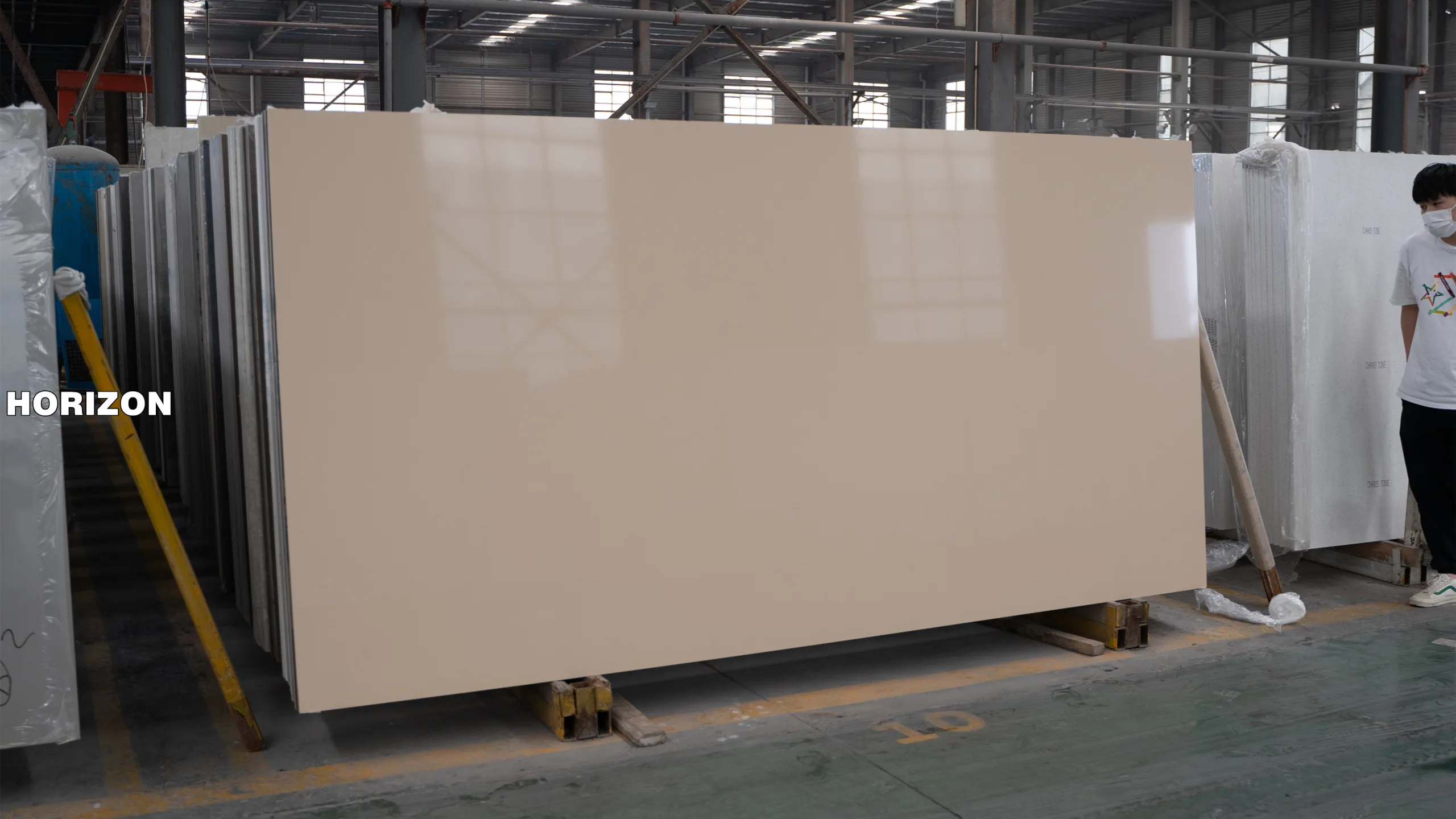 PURE LIGHT BEIGE (CREAM) ES1005 BEST QUARTZ STONE SLABS - HORIZON QUARTZ