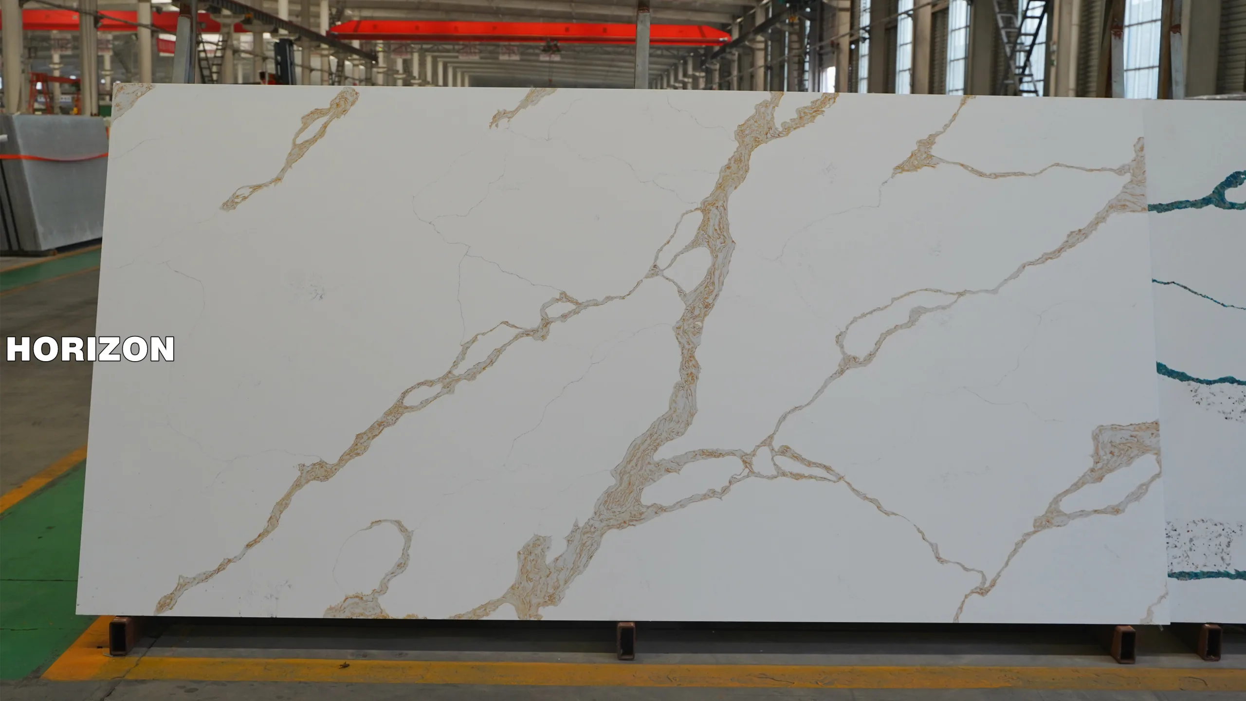 QUARTZ CALACATTA GOLD 9040 BEST QUARTZ STONE SLAB - HORIZON QUARTZ