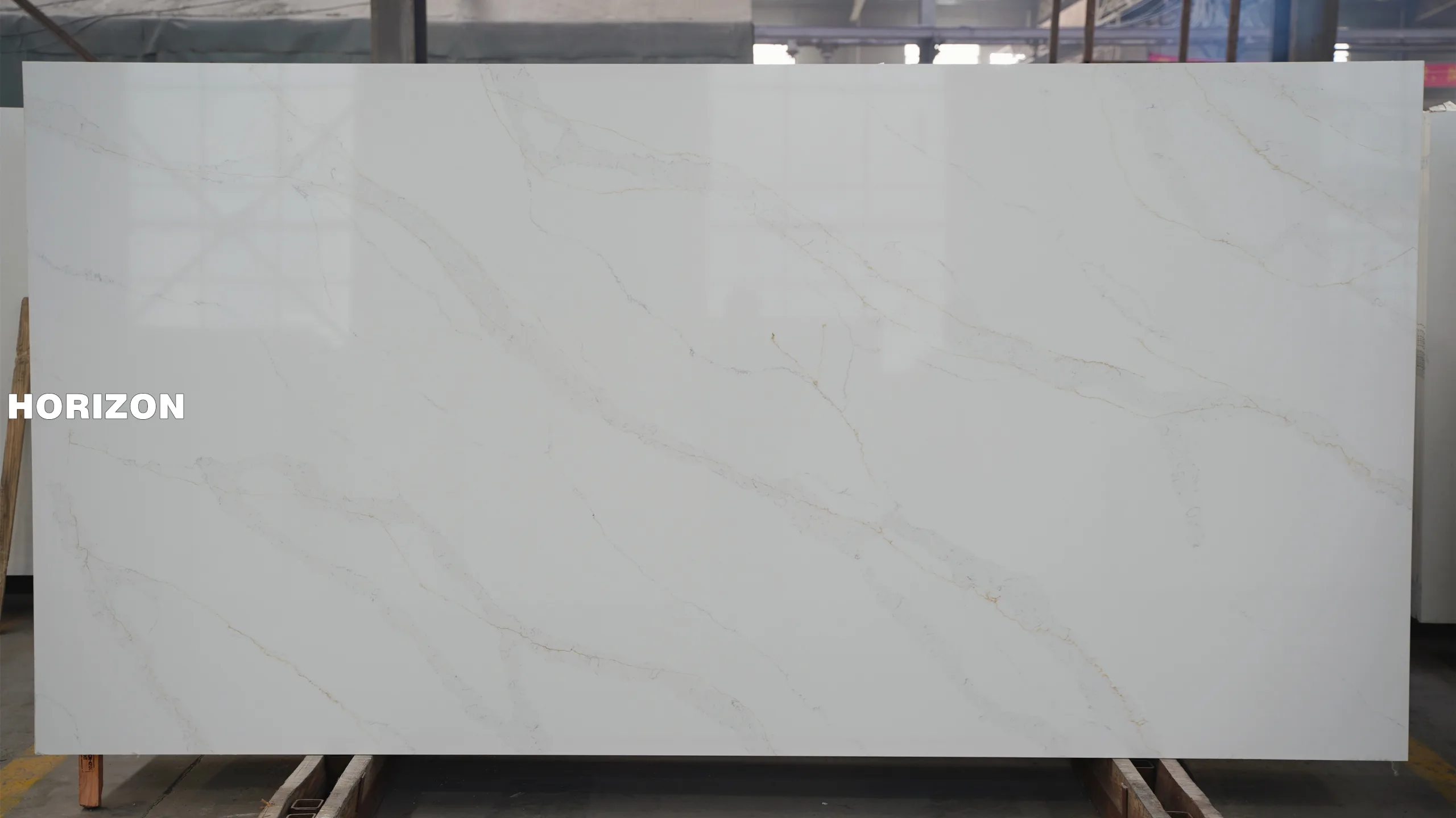 QUARTZ CALACATTA GOLD LINES 4098 BEST QUARTZ STONE SLAB - HORIZON QUARTZ
