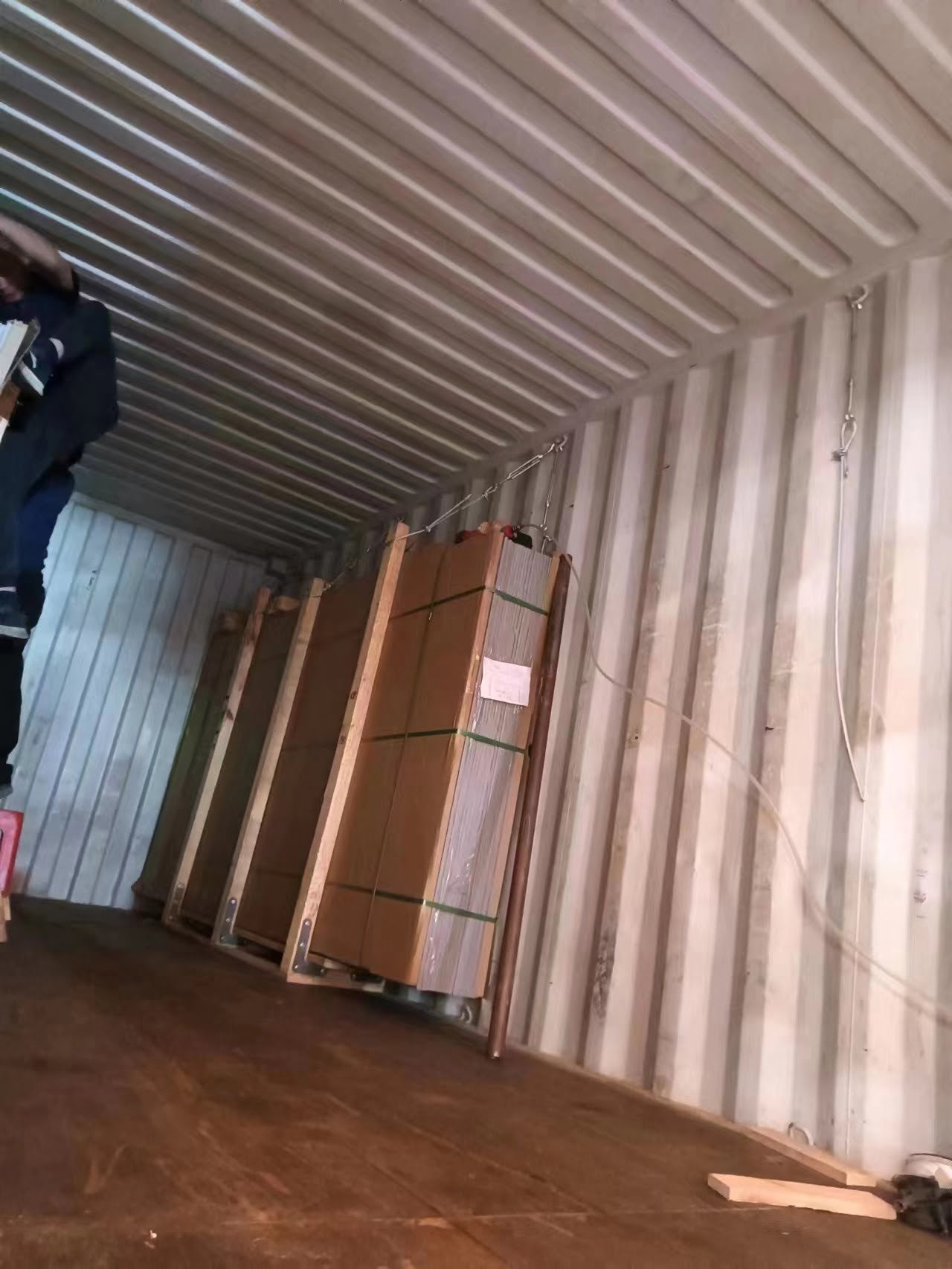 Sintered Stone Slabs Load On 20GP Container 2