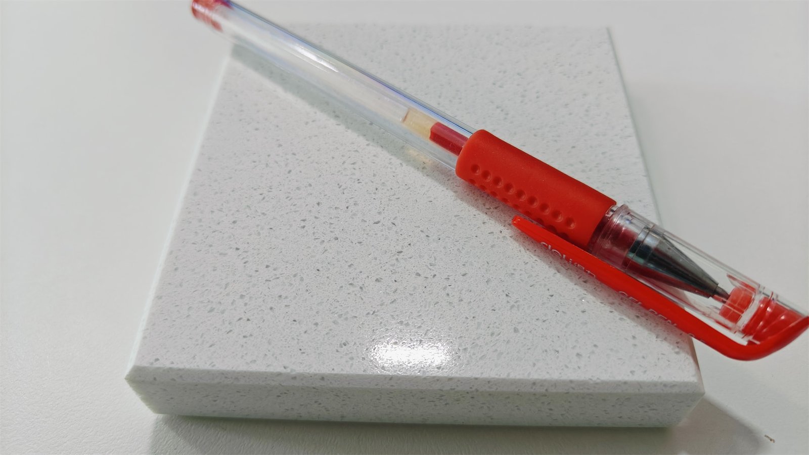 Zero Silica Stone Surface Magnolia - Horizon Quartz