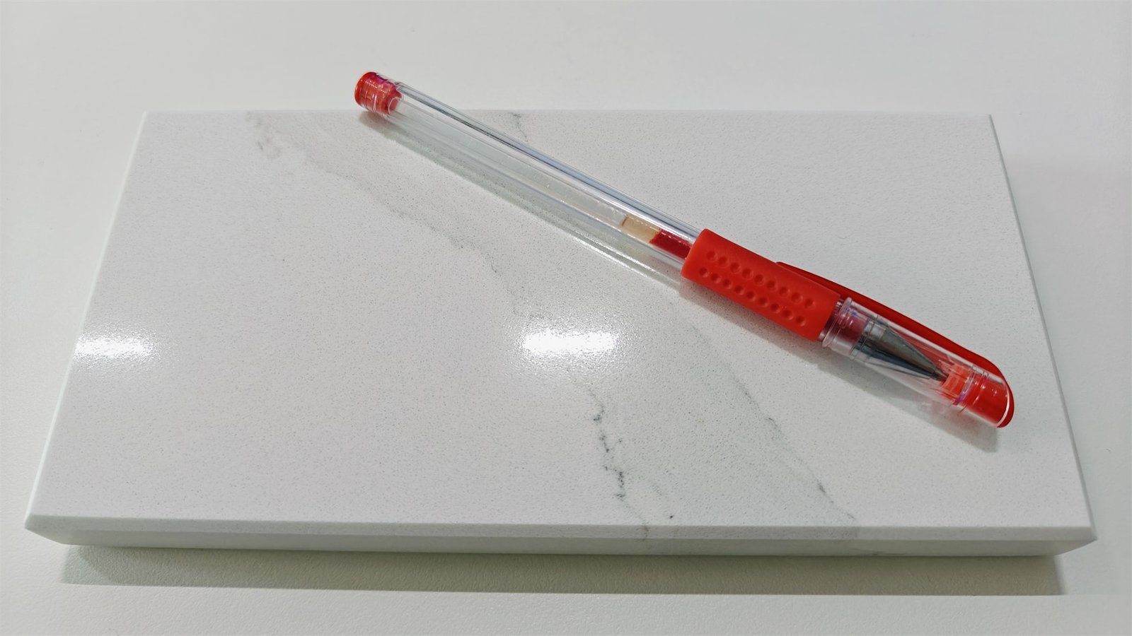 Zero Silica Stone Surface Pure White Calacatta 2038 - Horizon Quartz